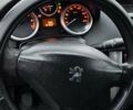 Белый Пежо 207, объемом двигателя 1.36 л и пробегом 197 тыс. км за 3700 $, фото 6 на Automoto.ua