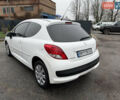 Белый Пежо 207, объемом двигателя 1.4 л и пробегом 164 тыс. км за 4750 $, фото 12 на Automoto.ua