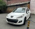 Білий Пежо 207, об'ємом двигуна 1.36 л та пробігом 270 тис. км за 3600 $, фото 1 на Automoto.ua