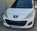 Белый Пежо 207, объемом двигателя 1.4 л и пробегом 198 тыс. км за 4100 $, фото 1 на Automoto.ua