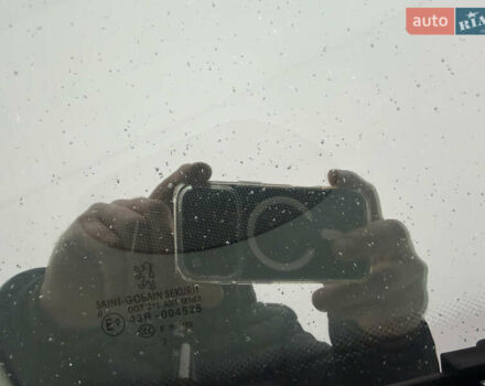 Белый Пежо 207, объемом двигателя 1.4 л и пробегом 164 тыс. км за 4750 $, фото 19 на Automoto.ua