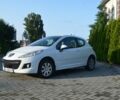 Белый Пежо 207, объемом двигателя 1.4 л и пробегом 210 тыс. км за 4299 $, фото 4 на Automoto.ua