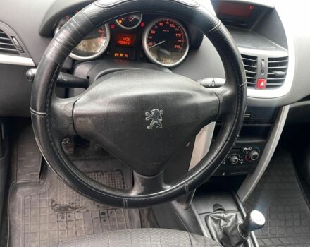 Пежо 207 2012 у Обухове на Automoto.ua Білий Пежо 207, об'ємом двигуна 1.4 л та пробігом 498 тис. км за 2500 $, фото 3 на Automoto.ua