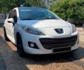 Білий Пежо 207, об'ємом двигуна 1.6 л та пробігом 132 тис. км за 6800 $, фото 1 на Automoto.ua