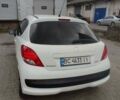 Белый Пежо 207, объемом двигателя 1.4 л и пробегом 195 тыс. км за 3600 $, фото 1 на Automoto.ua