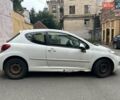Білий Пежо 207, об'ємом двигуна 1.36 л та пробігом 270 тис. км за 3600 $, фото 2 на Automoto.ua