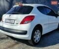 Белый Пежо 207, объемом двигателя 1.4 л и пробегом 300 тыс. км за 4500 $, фото 11 на Automoto.ua