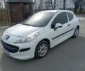Білий Пежо 207, об'ємом двигуна 1.4 л та пробігом 299 тис. км за 2850 $, фото 1 на Automoto.ua
