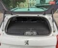 Білий Пежо 207, об'ємом двигуна 1.4 л та пробігом 180 тис. км за 4300 $, фото 1 на Automoto.ua