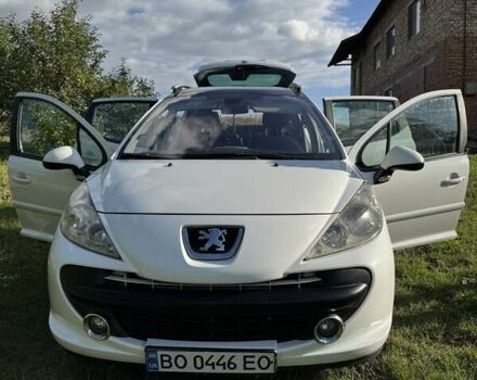 Белый Пежо 207, объемом двигателя 1.6 л и пробегом 240 тыс. км за 4699 $, фото 7 на Automoto.ua