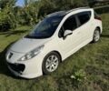 Белый Пежо 207, объемом двигателя 1.6 л и пробегом 240 тыс. км за 4699 $, фото 1 на Automoto.ua