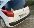 Белый Пежо 207, объемом двигателя 1.6 л и пробегом 192 тыс. км за 5200 $, фото 26 на Automoto.ua