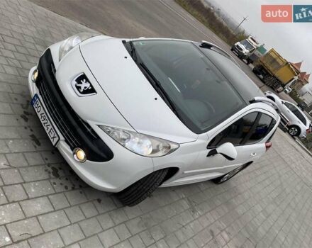 Белый Пежо 207, объемом двигателя 1.56 л и пробегом 227 тыс. км за 5350 $, фото 3 на Automoto.ua