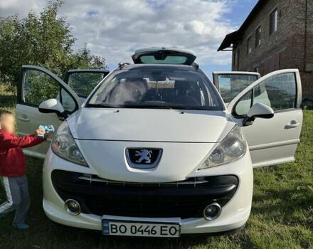 Белый Пежо 207, объемом двигателя 1.6 л и пробегом 240 тыс. км за 4699 $, фото 14 на Automoto.ua