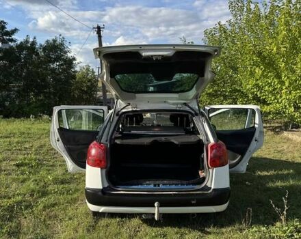 Белый Пежо 207, объемом двигателя 1.6 л и пробегом 240 тыс. км за 4699 $, фото 13 на Automoto.ua