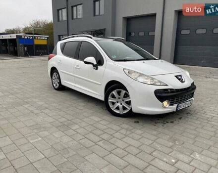 Белый Пежо 207, объемом двигателя 1.56 л и пробегом 227 тыс. км за 5350 $, фото 1 на Automoto.ua