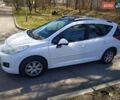 Белый Пежо 207, объемом двигателя 1.6 л и пробегом 210 тыс. км за 5200 $, фото 2 на Automoto.ua