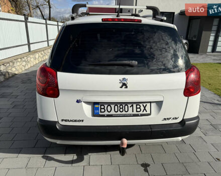 Пежо 207 2011 в Тернополе на Automoto.ua Белый Пежо 207, объемом двигателя 1.56 л и пробегом 204 тыс. км за 5200 $, фото 5 на Automoto.ua