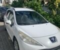 Белый Пежо 207, объемом двигателя 1.56 л и пробегом 237 тыс. км за 4700 $, фото 1 на Automoto.ua