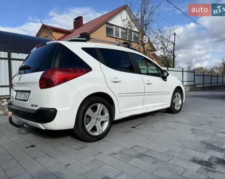 Пежо 207 2011 в Тернополе на Automoto.ua Белый Пежо 207, объемом двигателя 1.56 л и пробегом 204 тыс. км за 5200 $, фото 3 на Automoto.ua