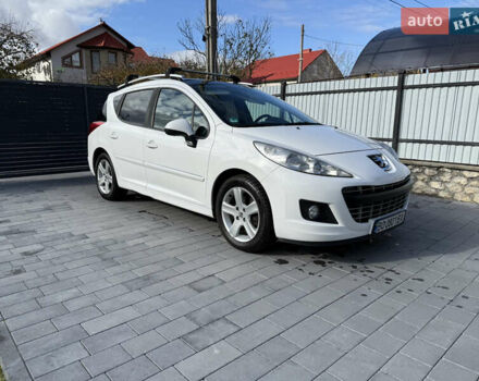 Пежо 207 2011 в Тернополе на Automoto.ua Белый Пежо 207, объемом двигателя 1.56 л и пробегом 204 тыс. км за 5200 $, фото 2 на Automoto.ua