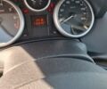 Белый Пежо 207, объемом двигателя 1.4 л и пробегом 117 тыс. км за 6000 $, фото 11 на Automoto.ua