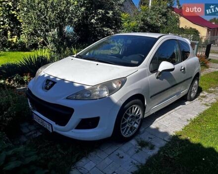 Білий Пежо 207, об'ємом двигуна 1.36 л та пробігом 223 тис. км за 4700 $, фото 1 на Automoto.ua