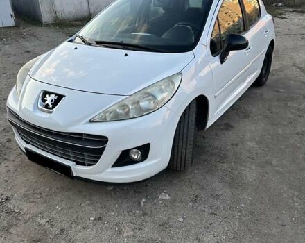 Білий Пежо 207, об'ємом двигуна 1.56 л та пробігом 245 тис. км за 6700 $, фото 1 на Automoto.ua