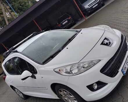 Білий Пежо 207, об'ємом двигуна 1.4 л та пробігом 131 тис. км за 5100 $, фото 1 на Automoto.ua