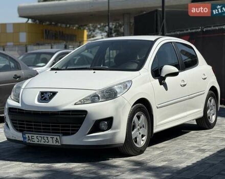 Білий Пежо 207, об'ємом двигуна 1.36 л та пробігом 149 тис. км за 5200 $, фото 1 на Automoto.ua