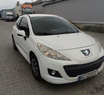 Білий Пежо 207, об'ємом двигуна 1.4 л та пробігом 195 тис. км за 3550 $, фото 1 на Automoto.ua