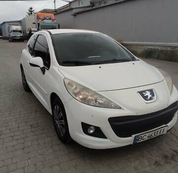 Білий Пежо 207, об'ємом двигуна 1.4 л та пробігом 195 тис. км за 3550 $, фото 1 на Automoto.ua