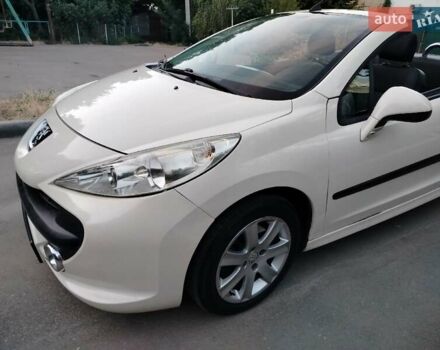 Бежевий Пежо 207, об'ємом двигуна 1.6 л та пробігом 210 тис. км за 3900 $, фото 21 на Automoto.ua