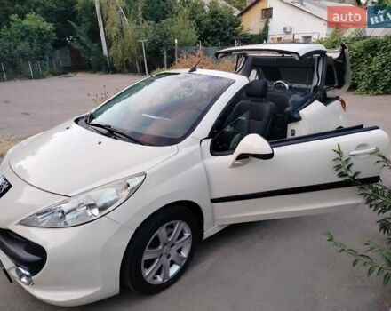 Бежевий Пежо 207, об'ємом двигуна 1.6 л та пробігом 210 тис. км за 3900 $, фото 4 на Automoto.ua