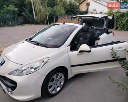 Бежевий Пежо 207, об'ємом двигуна 1.6 л та пробігом 210 тис. км за 3900 $, фото 1 на Automoto.ua