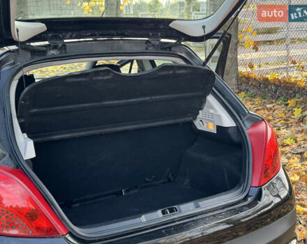 Пежо 207 2006 в Киеве на Automoto.ua Черный Пежо 207, объемом двигателя 1.4 л и пробегом 208 тыс. км за 3900 $, фото 18 на Automoto.ua