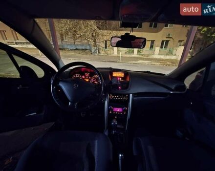 Чорний Пежо 207, об'ємом двигуна 1.4 л та пробігом 144 тис. км за 4000 $, фото 21 на Automoto.ua