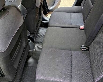 Чорний Пежо 207, об'ємом двигуна 1.4 л та пробігом 144 тис. км за 4000 $, фото 8 на Automoto.ua