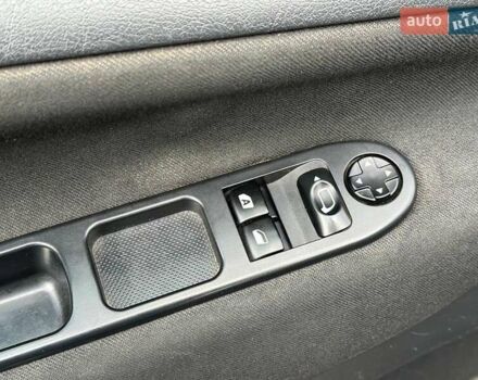 Черный Пежо 207, объемом двигателя 1.4 л и пробегом 111 тыс. км за 3490 $, фото 17 на Automoto.ua