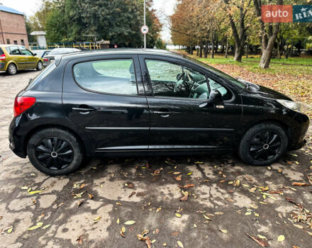 Черный Пежо 207, объемом двигателя 1.4 л и пробегом 206 тыс. км за 4100 $, фото 7 на Automoto.ua