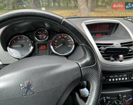 Черный Пежо 207, объемом двигателя 1.4 л и пробегом 206 тыс. км за 4100 $, фото 15 на Automoto.ua