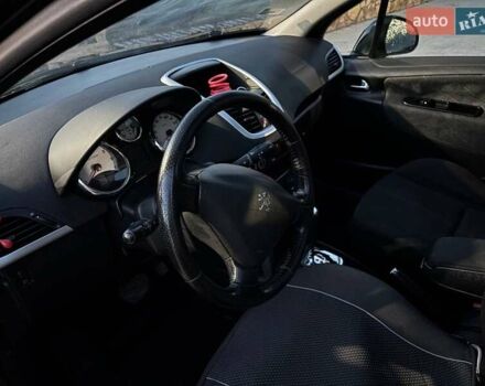 Чорний Пежо 207, об'ємом двигуна 1.6 л та пробігом 197 тис. км за 4450 $, фото 10 на Automoto.ua