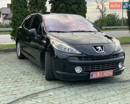 Черный Пежо 207, объемом двигателя 1.6 л и пробегом 210 тыс. км за 4800 $, фото 3 на Automoto.ua