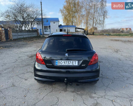 Чорний Пежо 207, об'ємом двигуна 1.4 л та пробігом 275 тис. км за 5500 $, фото 1 на Automoto.ua