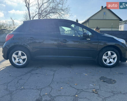 Чорний Пежо 207, об'ємом двигуна 1.4 л та пробігом 275 тис. км за 5500 $, фото 5 на Automoto.ua