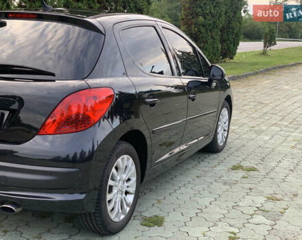 Черный Пежо 207, объемом двигателя 1.6 л и пробегом 210 тыс. км за 4800 $, фото 13 на Automoto.ua