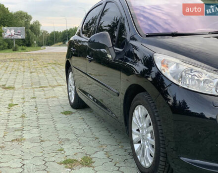 Черный Пежо 207, объемом двигателя 1.6 л и пробегом 210 тыс. км за 4800 $, фото 14 на Automoto.ua