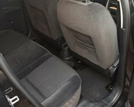 Черный Пежо 207, объемом двигателя 1.6 л и пробегом 280 тыс. км за 4850 $, фото 5 на Automoto.ua