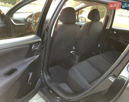 Черный Пежо 207, объемом двигателя 1.6 л и пробегом 184 тыс. км за 4500 $, фото 10 на Automoto.ua