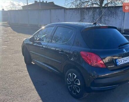 Черный Пежо 207, объемом двигателя 1.36 л и пробегом 145 тыс. км за 4900 $, фото 3 на Automoto.ua